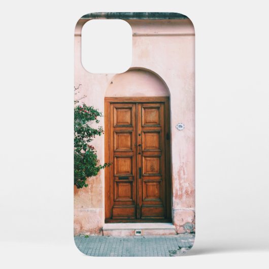 GRÜNE PFLANZE NEBEN BROWNEN HOLZTÜR Case-Mate iPhone HÜLLE (Rückseite)