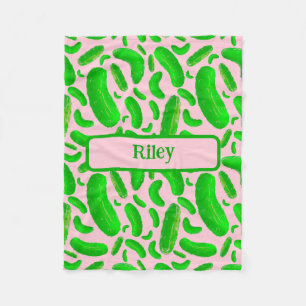 Grüne Pickeln auf weichem rosa Hintergrund Fleecedecke