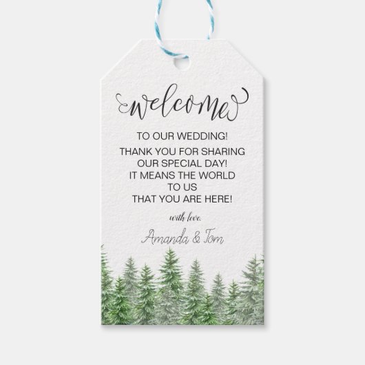 Grüne Pine Tree Calligraphy Wedding Willkommen Geschenkanhänger (Vorderseite)