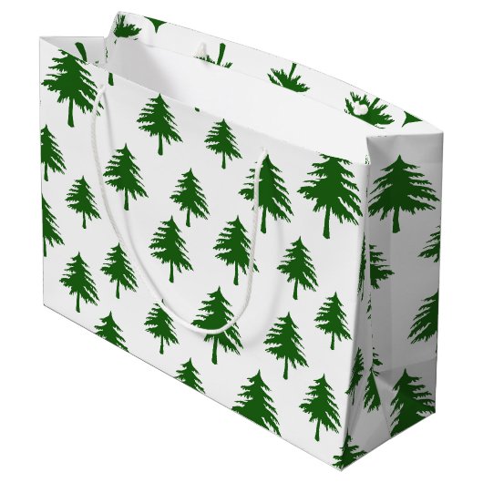 Grüne Pinienbäume auf Weiß Große Geschenktüte (Rückseite Schrägansicht)