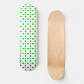 Grüne Polka-Punkte, Polka-Dot-Muster, Punkte, gepu Skateboard (Vorderseite)