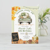 Grüne Pumpkins Blätter und Stapel von Hay Birthday Einladung (Stehend Vorderseite)