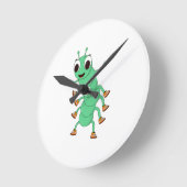Grüne Raupe Runde Wanduhr (Winkel)