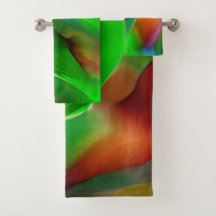 Grüne Reliefs und farbige Reliefs dominieren