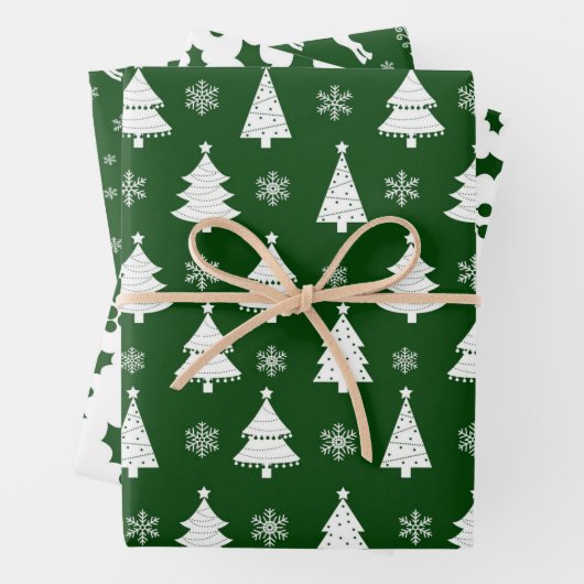 Grüne Rentiere, Weihnachtsbaum und Holly-Muster Geschenkpapier Set (Beispiel)