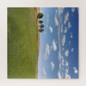 Grüne Rolling Hills mit blauem Himmel über der Nat Puzzle (Horizontal)