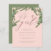 Grüne Rose Gold Es ist eine Girl Baby Dusche Einladungspostkarte (Vorne/Hinten)