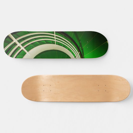 Grüne Rundtreppe Skateboard (Horizontal)