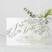 Grüne rustikale Blumenkalligraphie Save the Date (Stehend Vorderseite)