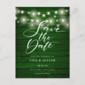 Grüne, rustikale Holzreihenleuchten Save the Date Postkarte (Vorderseite)
