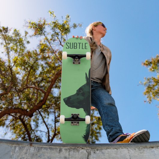 Grüne Schäfer Skateboard (Außenbereich 1)