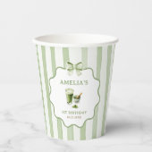 Grüne Schleifenstreifen Matcha Geburtstag Pappbecher (Vorderseite)