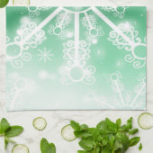 Grüne Schneeflocke Geschirrtuch (Gefaltet)