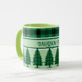 Grüne schwarze, gemütliche Tartan Pine Trees Tasse (Vorderseite Links)