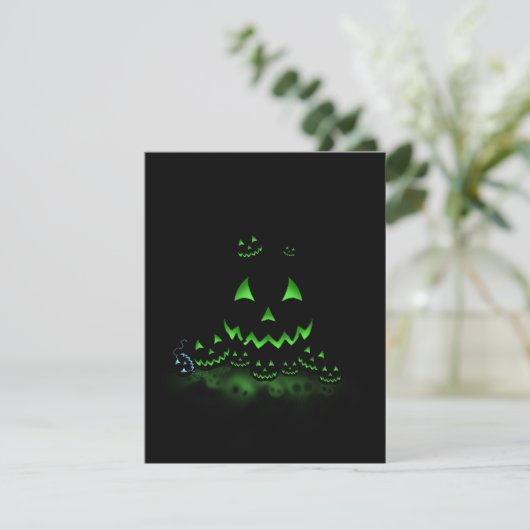 Grüne, schwarze Halloween-Kürbislaternen Einladung (Stehend Vorderseite)