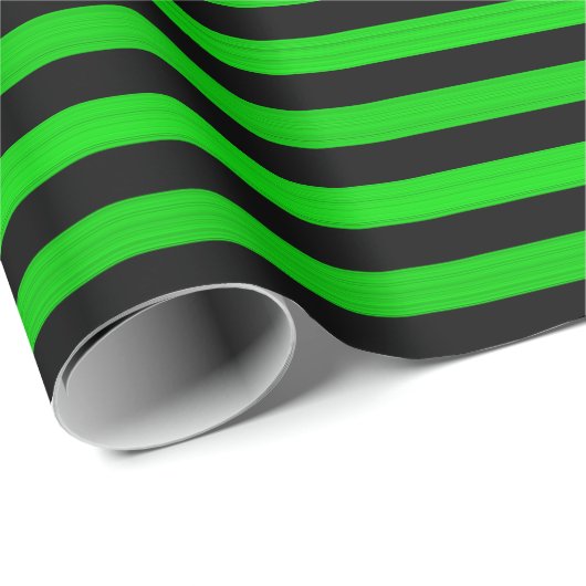 Grüne schwarze Streifen Nahtloses Muster Geschenkpapier (Rolleneckpunkt)
