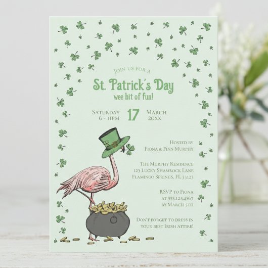Grüne Shamrock-Flamingo-St.-Patrick's-Party Einladung