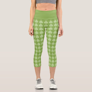 Grüne Shamrock-Kleeblatt-Polka-Punkte-Patricks-Tag Capri Leggings