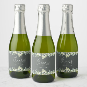 Grüne Snowberry+Eukalyptus Brautparty Mini Schaumweinetikett