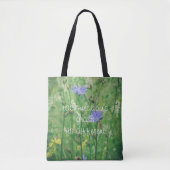 Grüne Sommerwiese mit blauen Blumen Tasche (Vorderseite)
