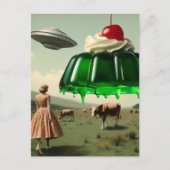 Grüne süße Leckerei Surreal in der Milchweide Postkarte (Vorderseite)