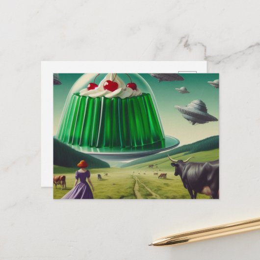 Grüne süße Leckerei Ufos mit Sahne und Kirsche Postkarte (Vorderseite/Rückseite Beispiel)