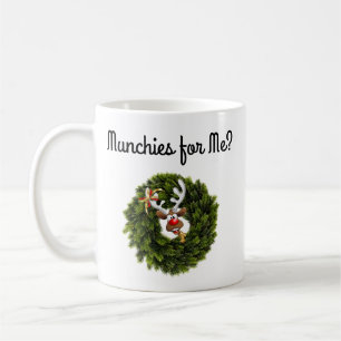 Grüne Tannenbaum-Munchies für die Tasse des Reinde