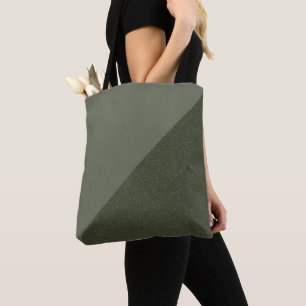 Grüne Tasche mit zwei Tonen Moos