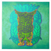 Grüne Tiki auf Turqoise Grungy Hintergrund Fliese (Vorderseite)