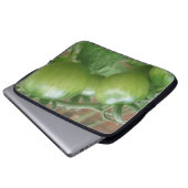 Grüne Tomaten/Paradeiser Laptopschutzhülle (Vorne Knopf)