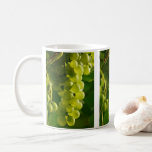 Grüne Trauben für die Tasse