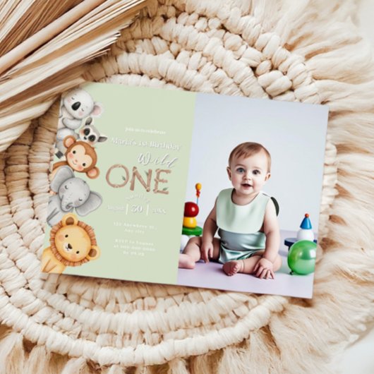 Grüne tropische Wildtiere Einladung