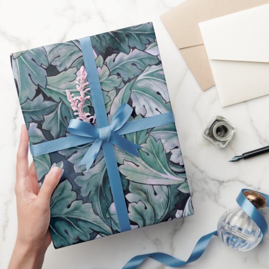 Grüne und Aquamarine Morris-Blätter Geschenkpapier (Schenken)