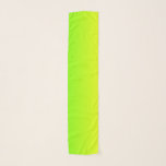 Grüne und gelbe Ombré Schatten-Neonneonfarbe Schal<br><div class="desc">Sonnenscheinneongelb verblaßt in eine ombre Unschärfe mit Neongrün für einen Blitz der Helligkeit und des Lichtes</div>
