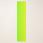 Grüne und gelbe Ombré Schatten-Neonneonfarbe Schal<br><div class="desc">Sonnenscheinneongelb verblaßt in eine ombre Unschärfe mit Neongrün für einen Blitz der Helligkeit und des Lichtes</div>