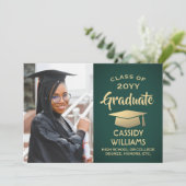 Grüne und goldene Abschluss-Fotos Einladung (Stehend Vorderseite)