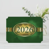Grüne und goldene Blumen-Button-Abschlussfeier 202 Einladung (Stehend Vorderseite)