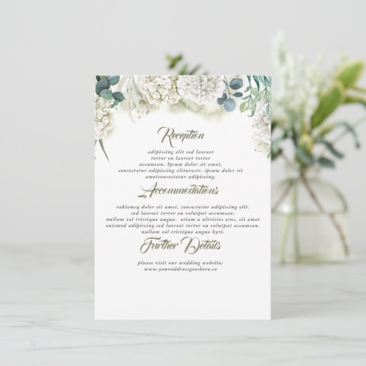 Grüne und Hydrangea Wedding Information Guest Begleitkarte (Stehend Vorderseite)