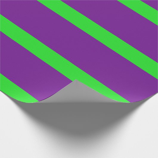 Grüne und Lila Bleistiftstreifen Geschenkpapier (Ecke)