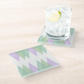 Grüne und lila Dreiecke Glasuntersetzer (Schrägansicht)