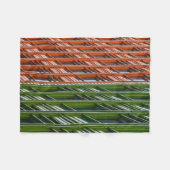 Grüne und rote Architektur Fleecedecke (Vorderseite (Horizontal))