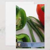 Grüne und rote Paprikaschoten mit Bohnen Briefpapier (Vorne/Hinten)