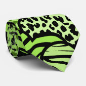 Grüne und schwarze gürtelige Tierherzen Krawatte (Gerollt)