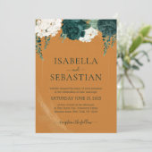 Grüne und weiße Rosenblüten Einladung (Stehend Vorderseite)