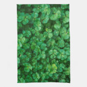 Grüne, üppige Kleider mit Wassertropfen Geschirrtuch (Vertikal)