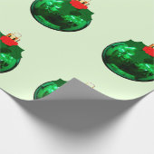 Grüne Verzierung auf hellgrünem Umschlagpapier Geschenkpapier (Ecke)