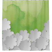 Grüne Wasserfarbe und weiße Blume Duschvorhang (Vorderseite)