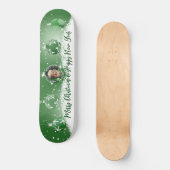 Grüne Weihnachten Skateboard (Vorderseite)