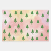 Grüne Weihnachtsbäume farbenfroher Himmel Hintergr Geschenkpapier Set (Vorderseite 2)