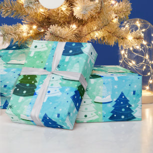Grüne Weihnachtsbäume und Schneekugel Geschenkpapier